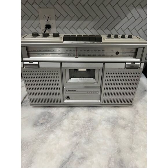 Vintage Symphonic PRC-501 AM/FM Cassette Boombox Radio Recorder - Works - Picture 4 of 10